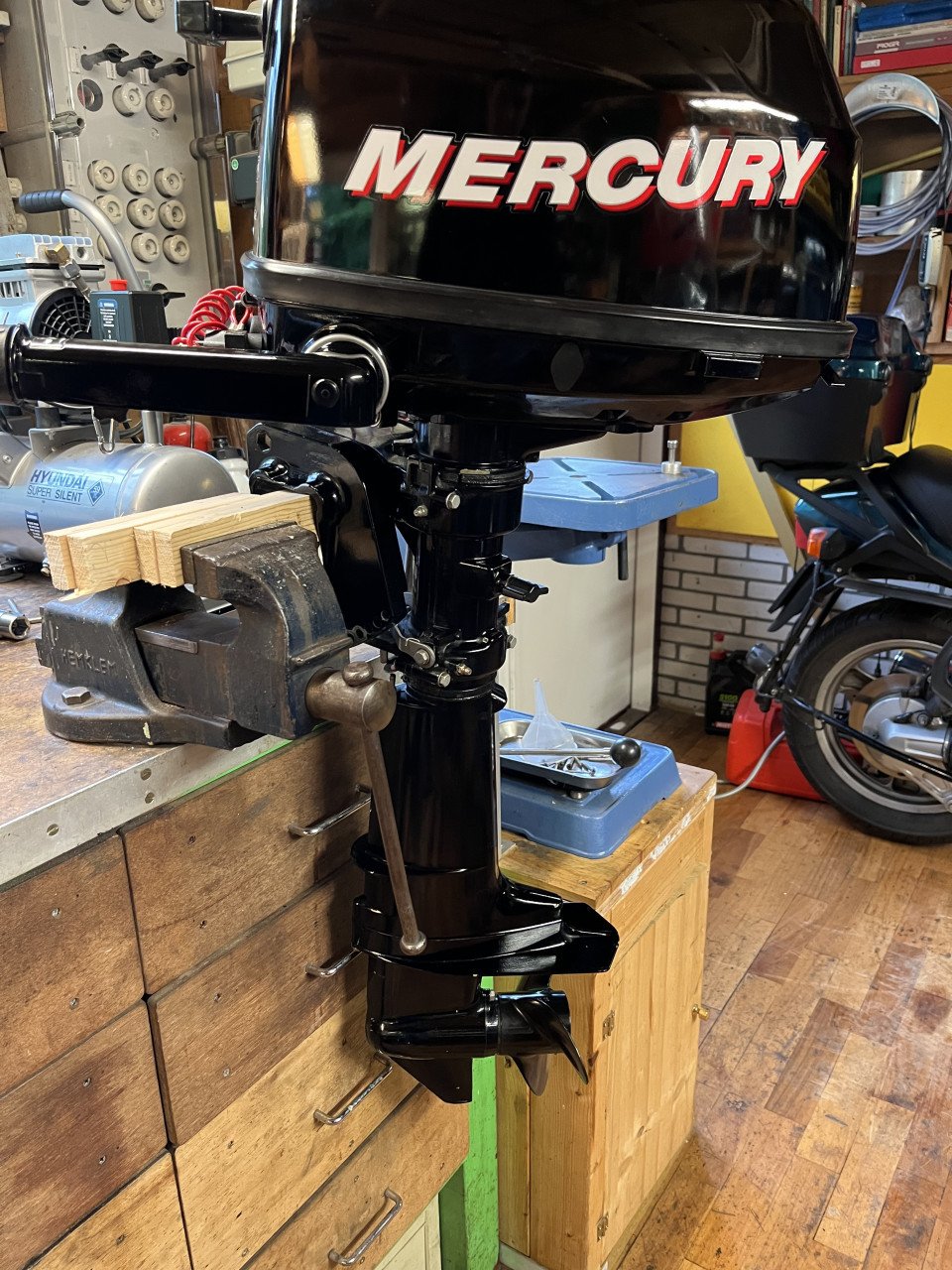 Buitenboordmotoren 5, 6, 7,5 8 en 15 pk + eventueel nieuwe rib / rubberboot