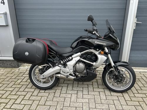 Kawasaki Versys 650 mét ABS uit 2007, koffers, handvatverwarming €2995,-
