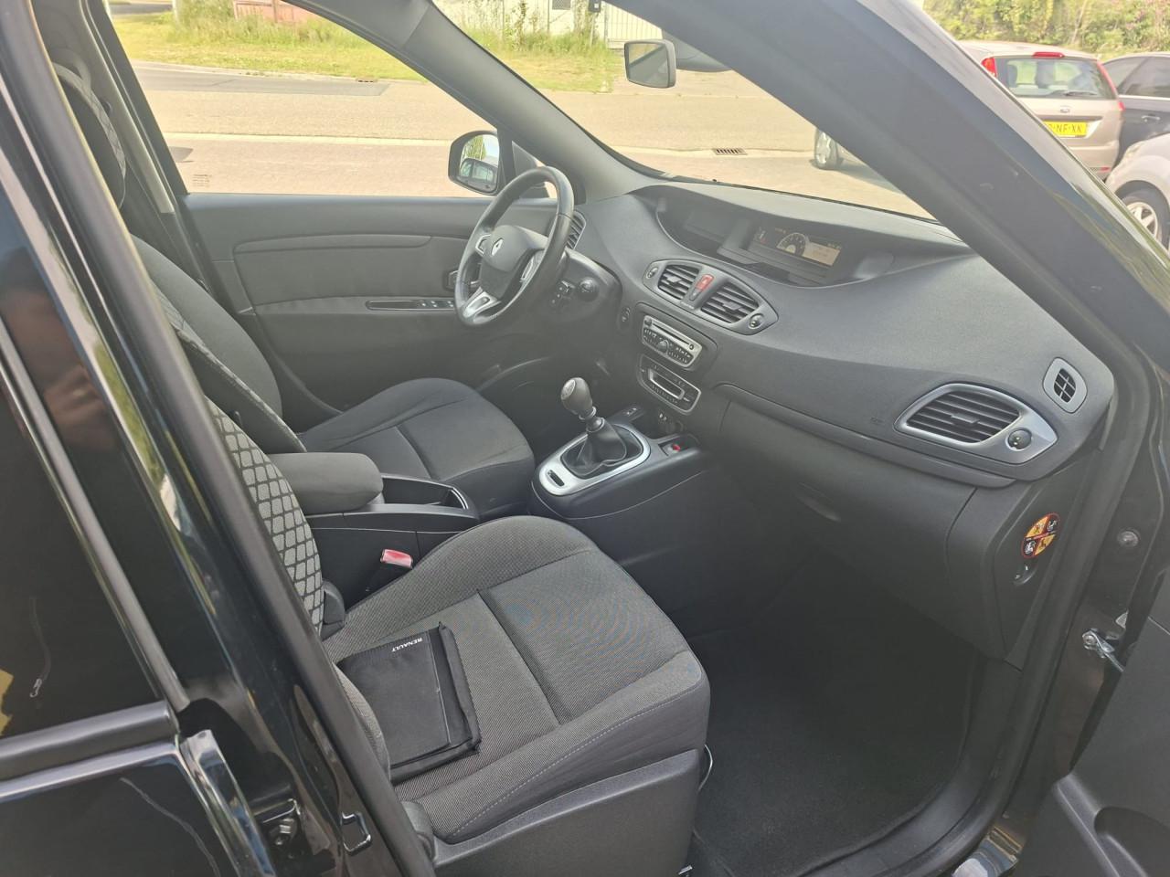 Renault SCENIC 1.5 DCI Expression 5drs bj:2011 airco i.z.g.st