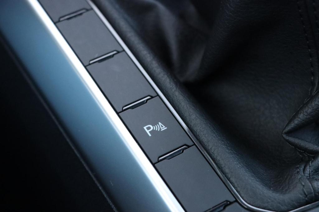 Volkswagen Polo 1.0 tsi life | carplay | sensoren | adaptive