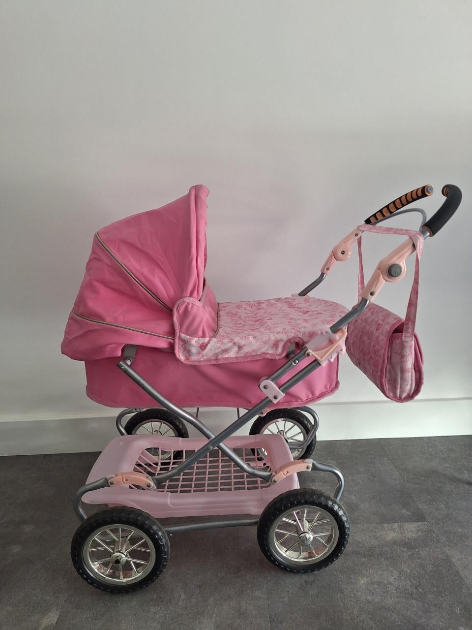 Baby Born poppenwagen