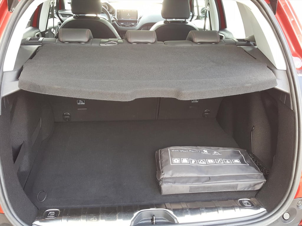 Peugeot 2008 1.2 puretech 110pk gt-line (vol)automaat eat6 navi | bt | park