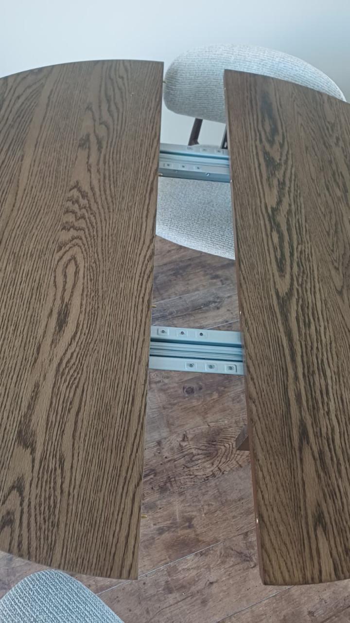 Uitschuifbare eetkamertafel donkerbruin