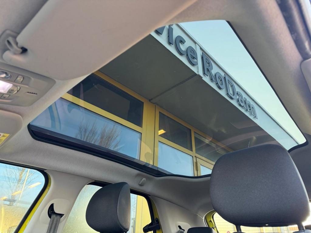 Citroen C4 Cactus 1.2 puret. rip curl