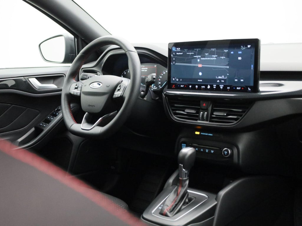 Ford Focus wagon st line | automaat | climate control | cruise control | wi