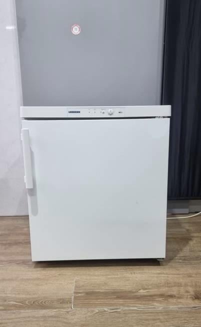 Liebherr tafelmodel vrieskast/Vriezer 60x55x60 cm. HBD. 70 liter