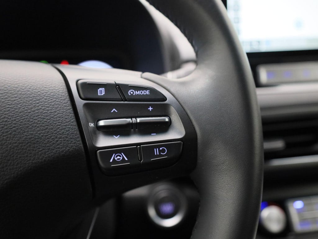 Hyundai Kona ev fashion 39 kwh