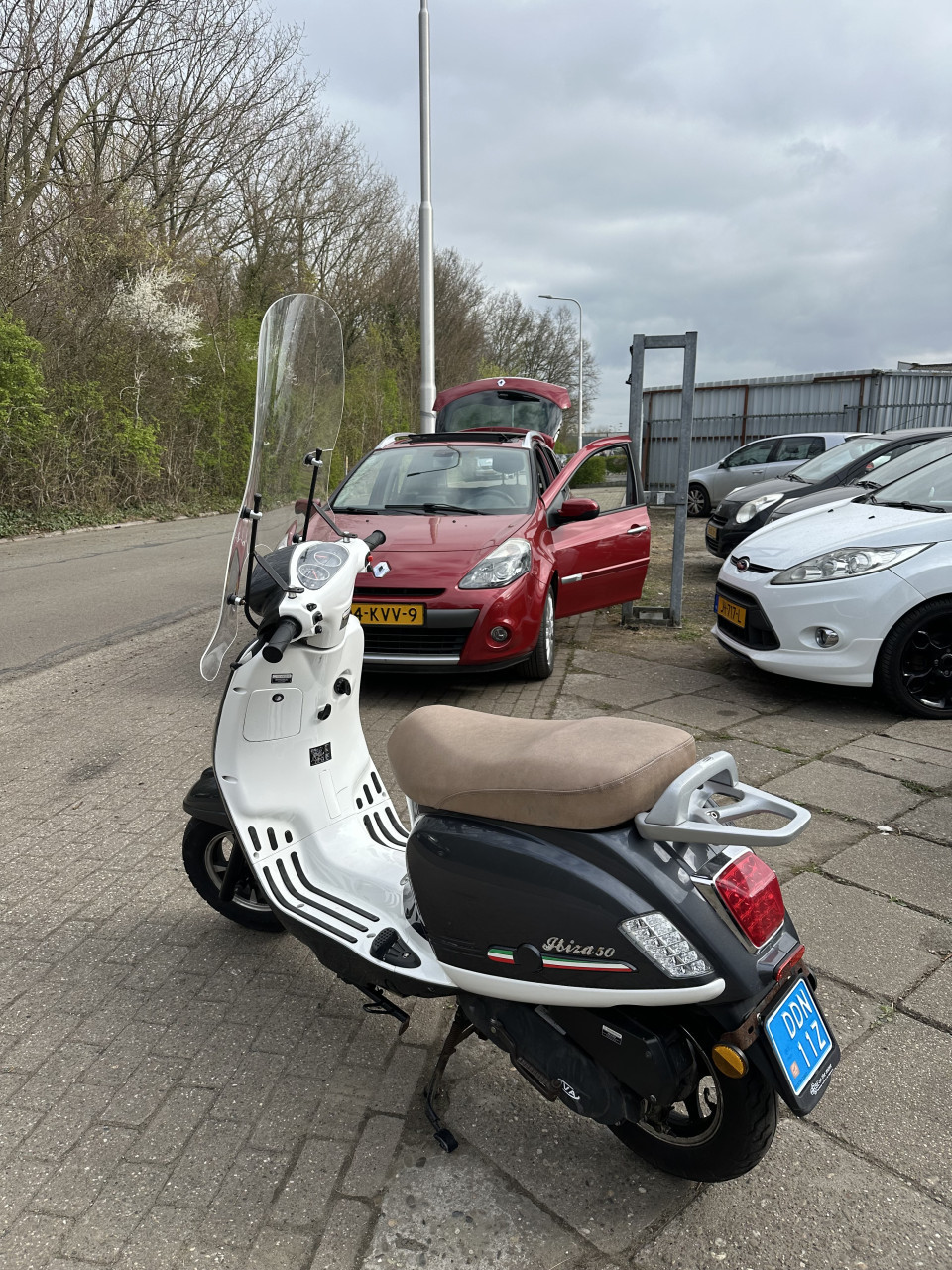 Iva Ibiza Snorscooter Blauw kenteken
