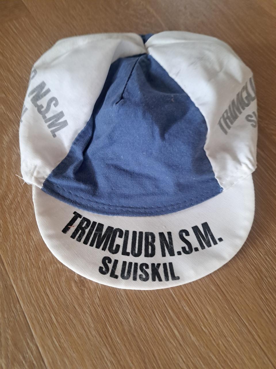 Retro club outfit toerclub Sluiskil mét petje!