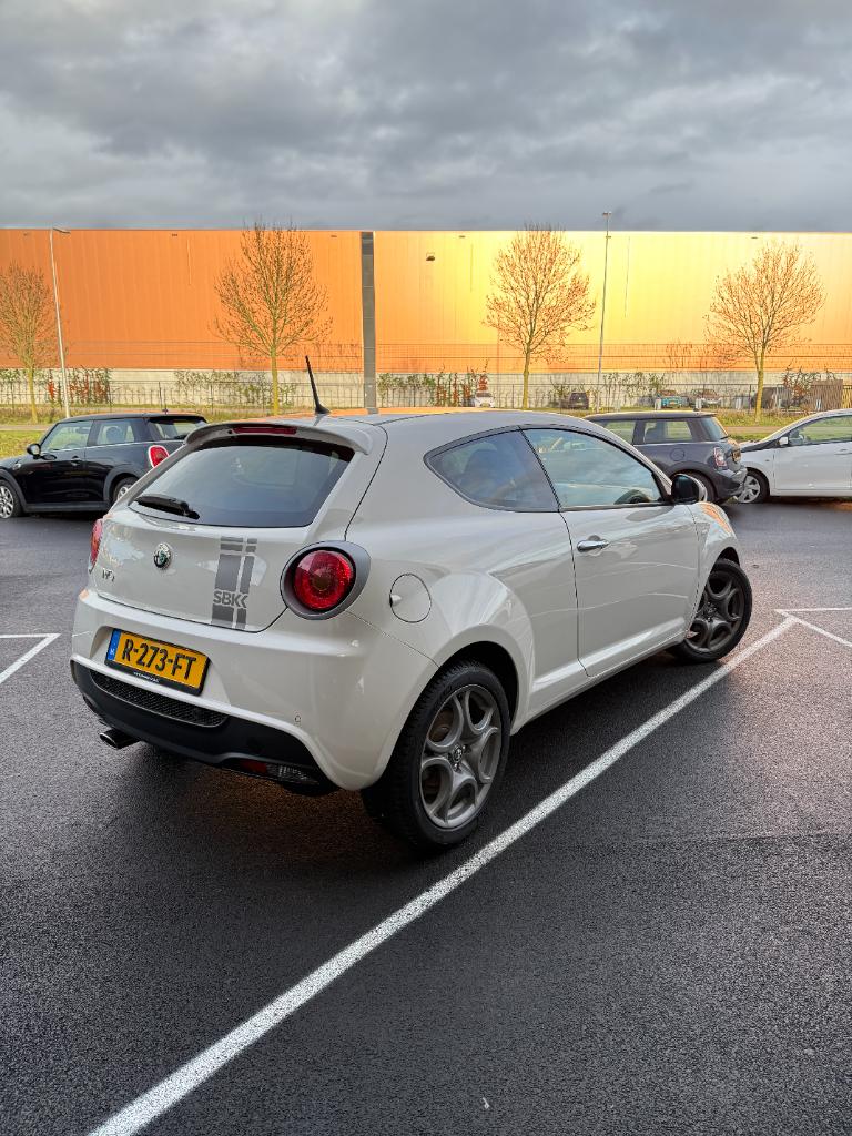 Alfa Romeo MiTo 1.4t - sbk - lage kmstand