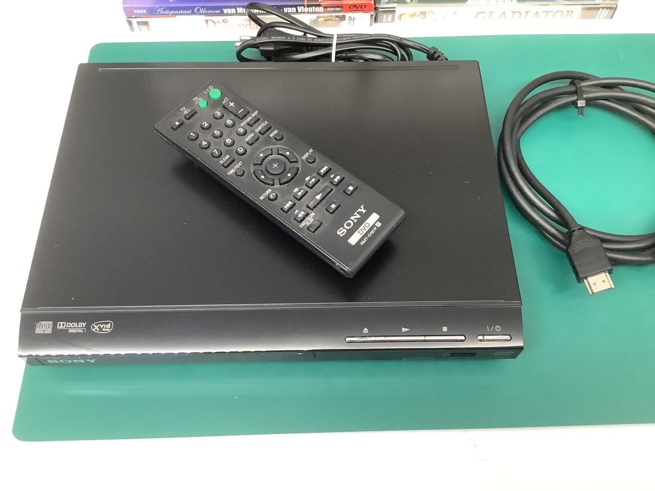 Sony DVD-speler in goede staat. Inclusief afstandsbediening en HDMI-kabel.