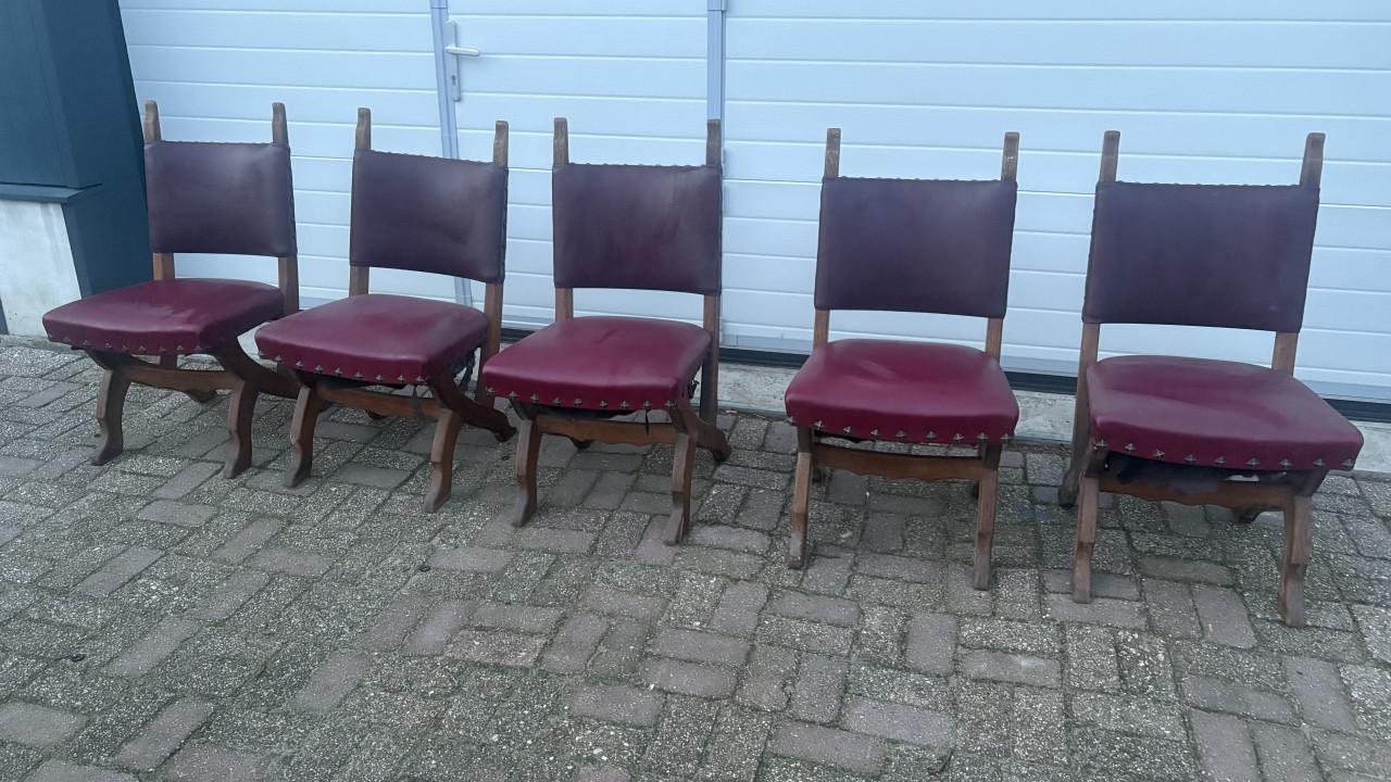 Antieke stoelen opknappers