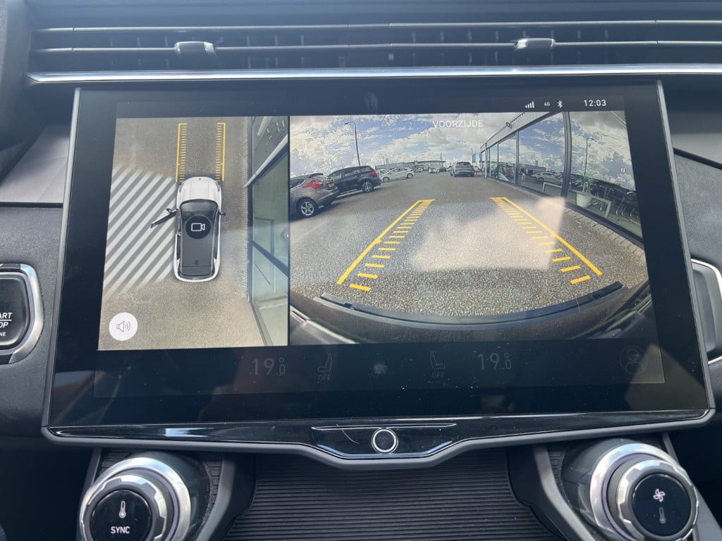 Lynk & Co 01 1.5 261pk plug in hybrid , panodak , 360gr camera , adaptive c