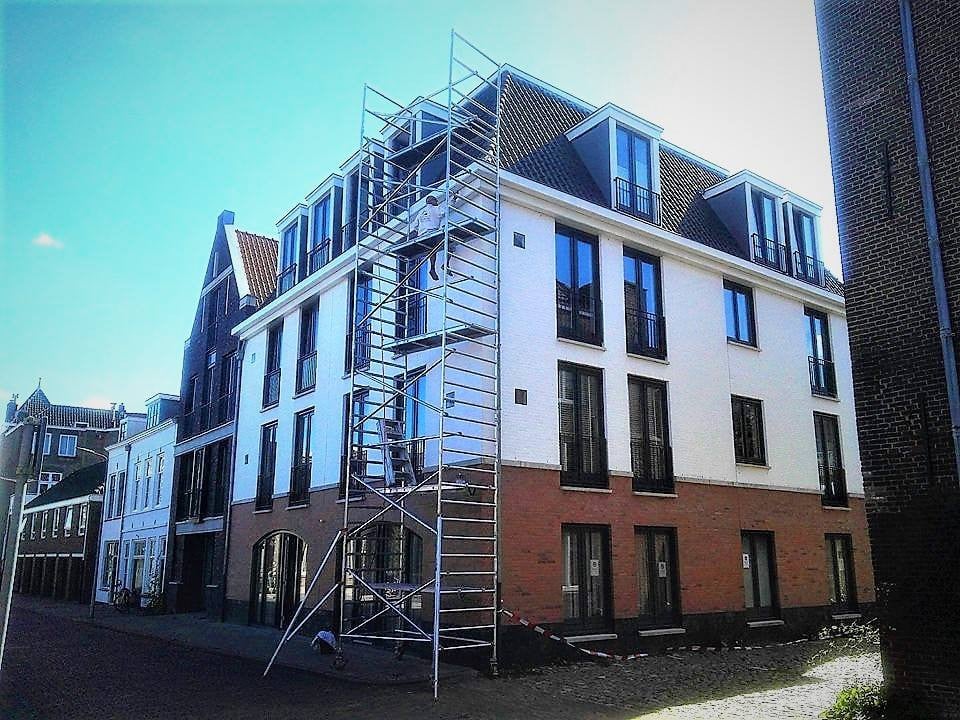 Schilderen  & behangen,  plaats nu uw opdrachten voor na de zomer.