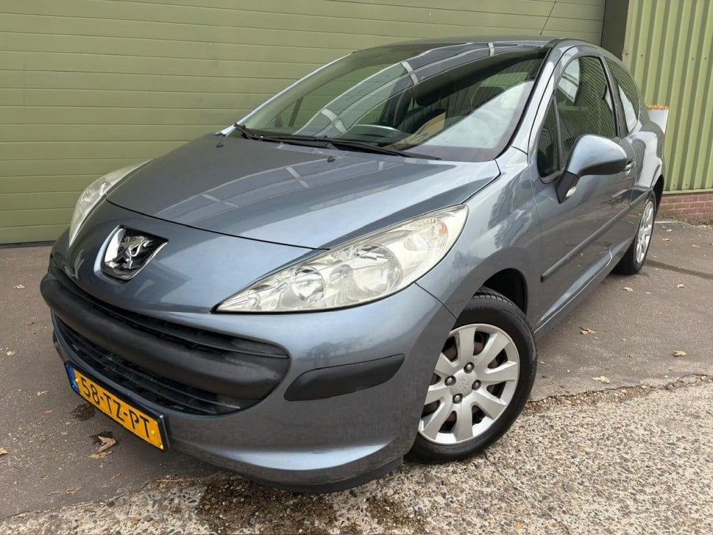 Peugeot 207 1.4 x-line airco