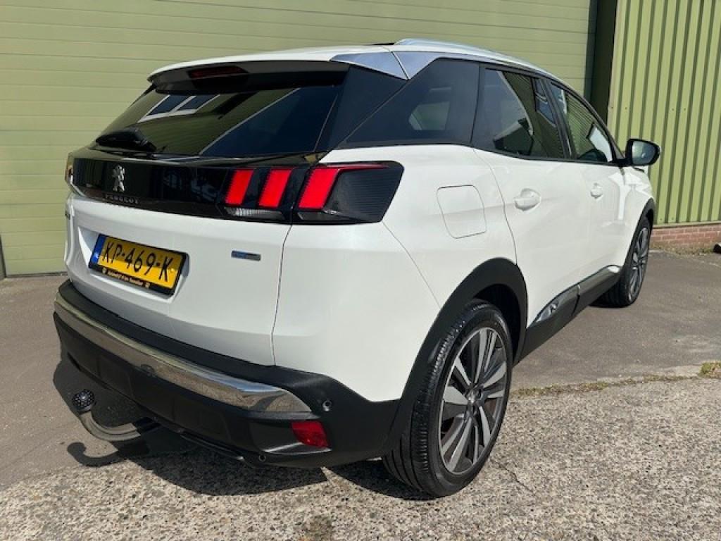 Peugeot 3008 1.2 puretech première