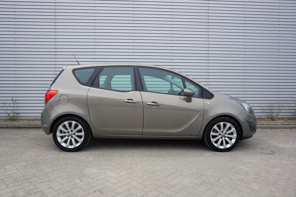 Opel Meriva 1.4 turbo cosmo airco / navi / cruise / stuur + stoelverw. / pd