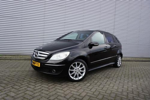 Mercedes-Benz B-Klasse 200 airco / elektr. ramen / pano / parkeersens. / lm