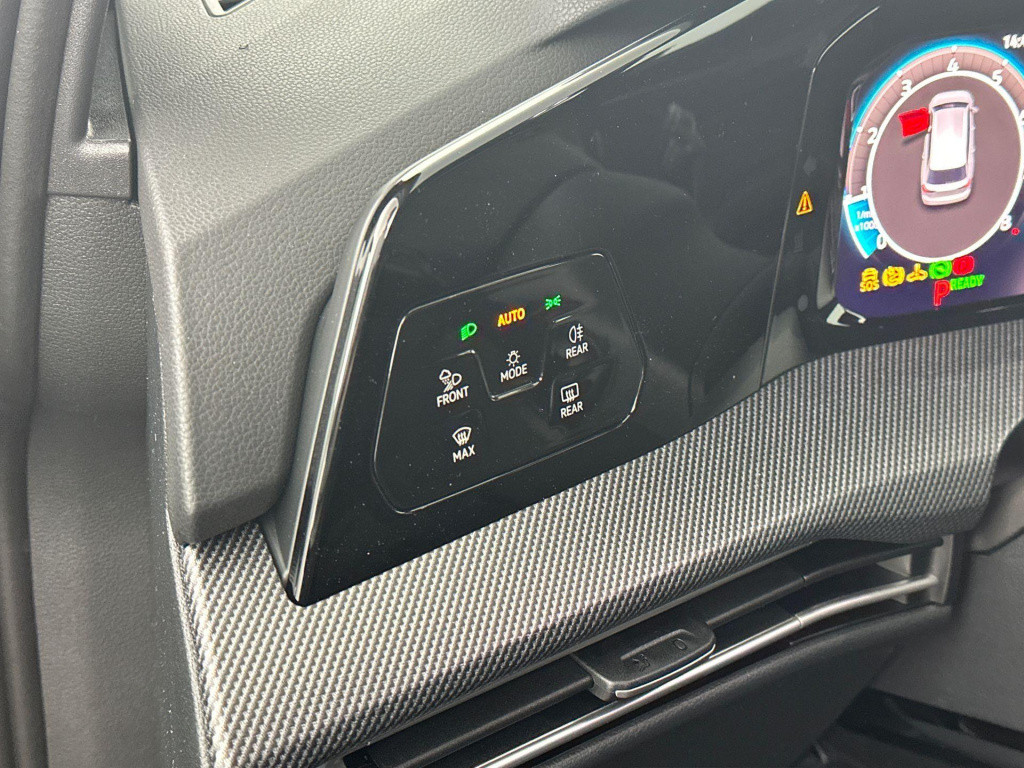 Volkswagen Golf variant r-line-edition 1.5 etsi 85 kw / 116 pk variant 7 v