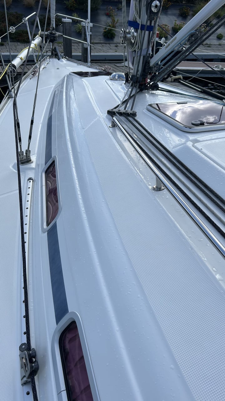 Prachtige zeilboot Bavaria 32