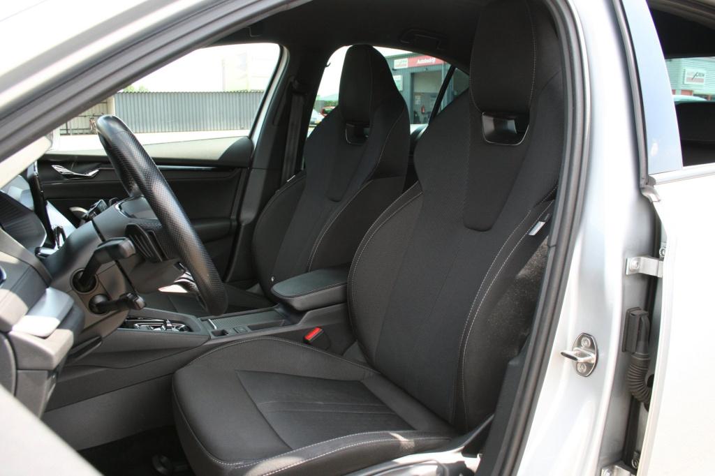 Skoda Octavia 1.0 e-tsi sport business