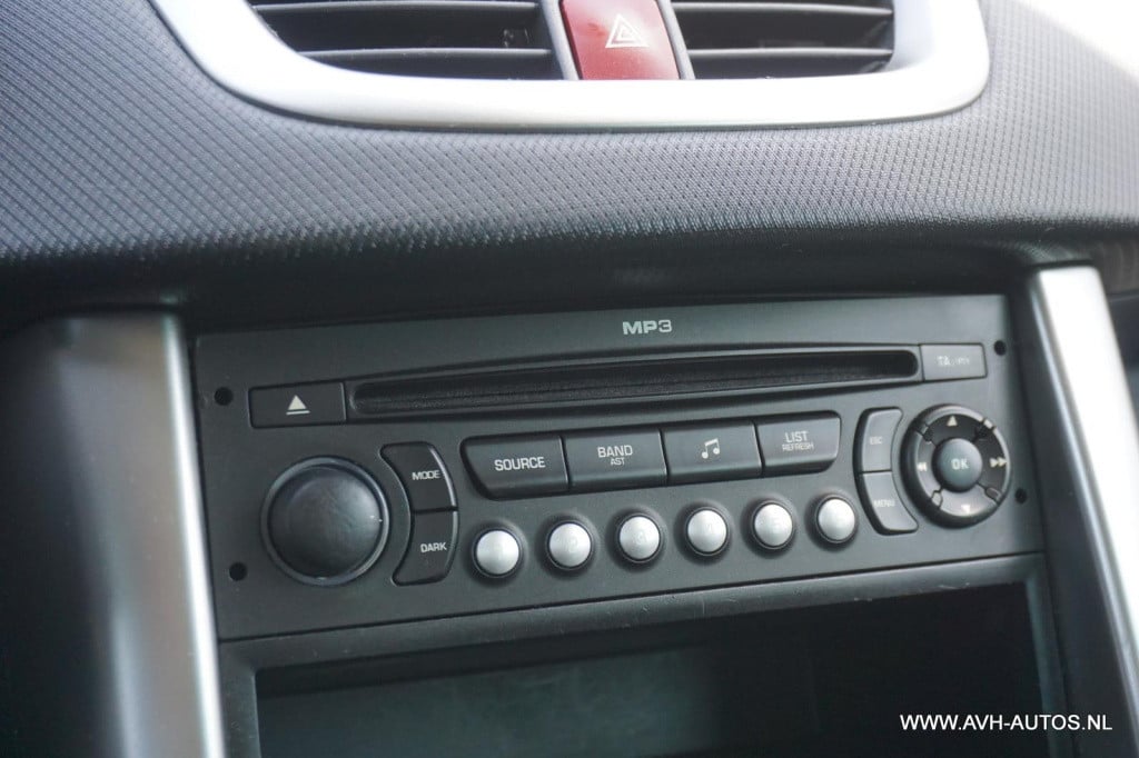 Peugeot 207 sw outdoor 1.6 vti xs