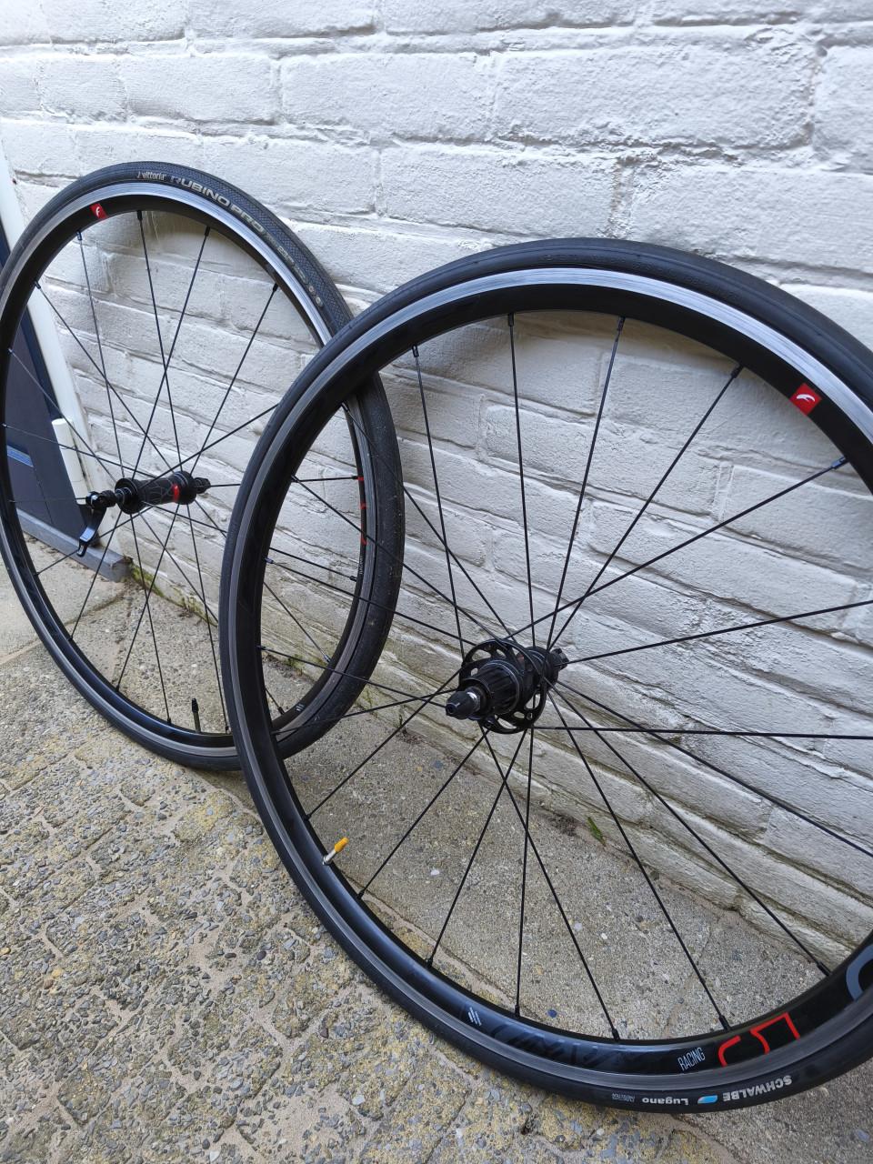 Te koop aangeboden Fulcrum racewiel set