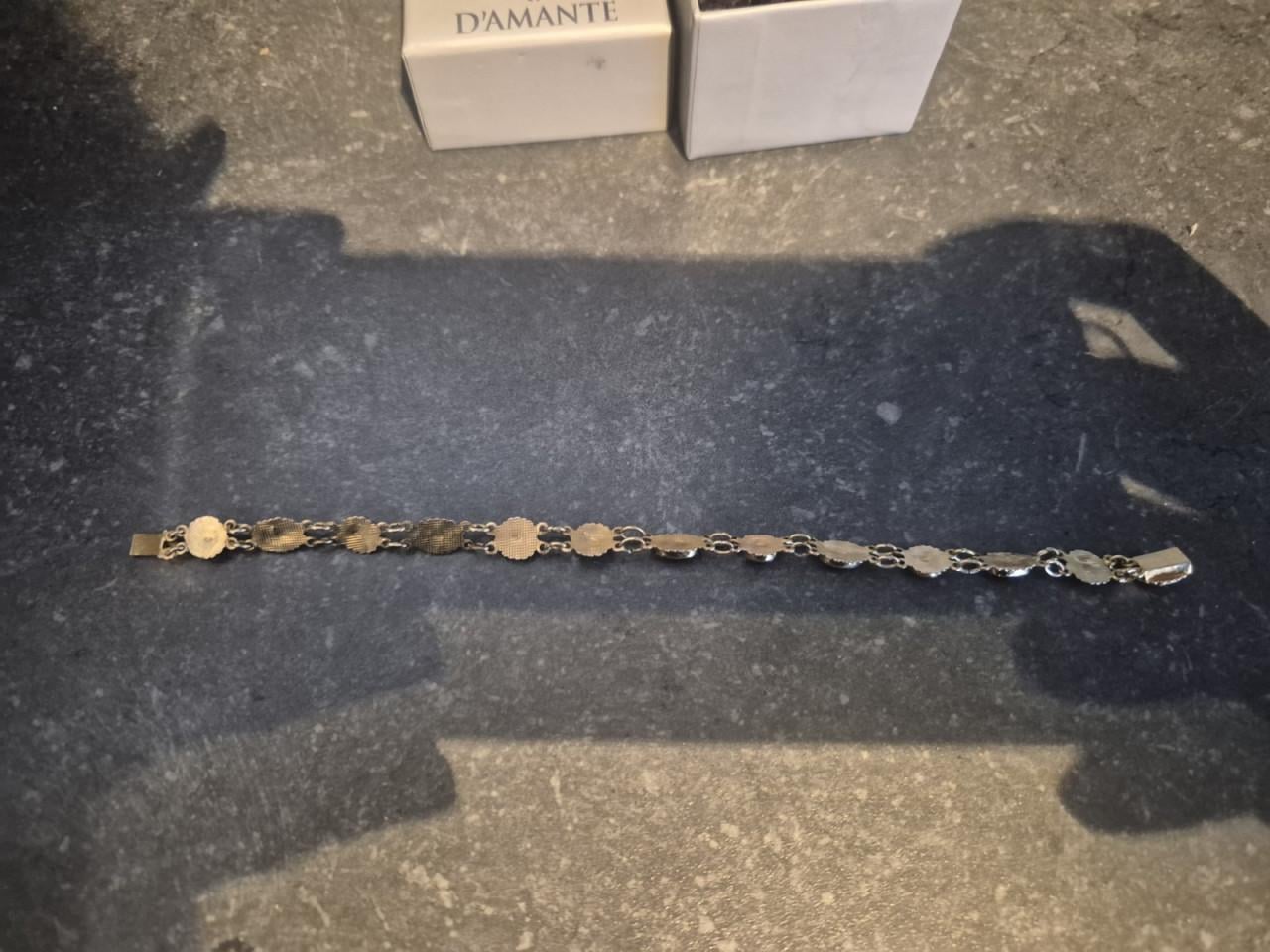 Antiek granaat bootjes armband 19cm. 14 karaats