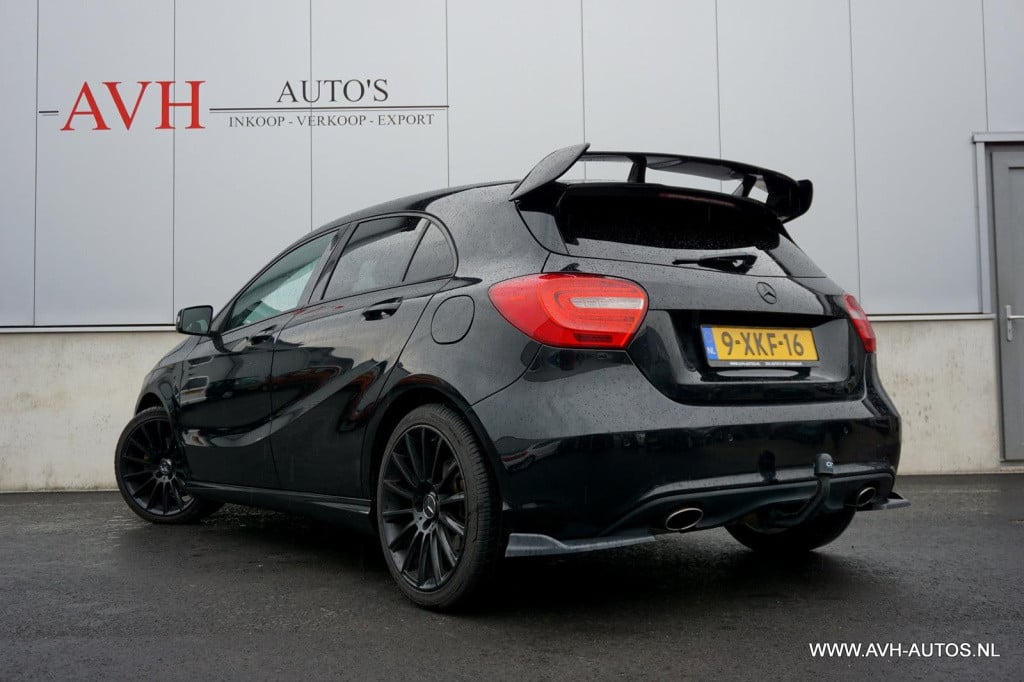 Mercedes-Benz A-Klasse 180 ambition automaat