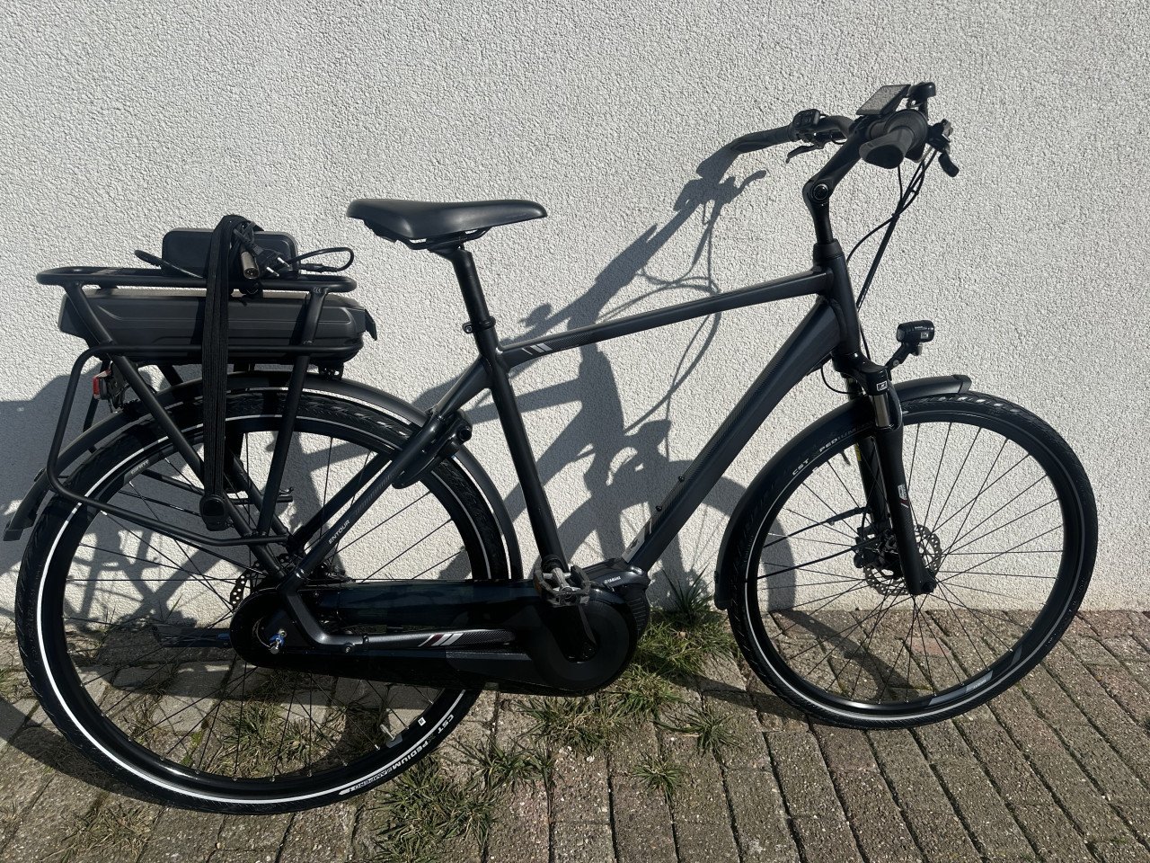 Giant elektrische herenfiets middenmoter