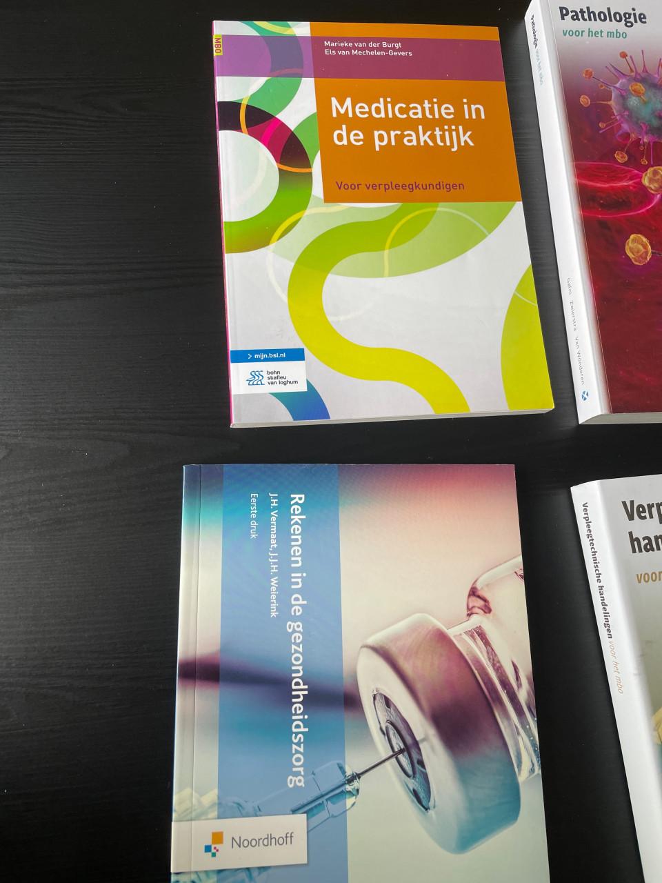 Schoolboeken MBO verpleegkundige