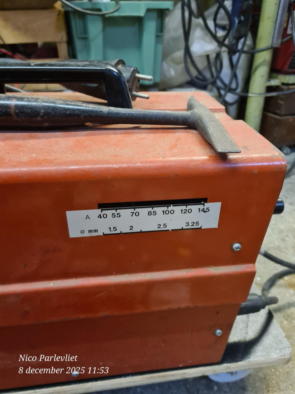 Lasapparaat 220/380 V