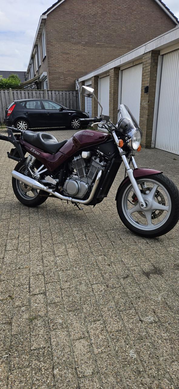 Suzuki vx 800