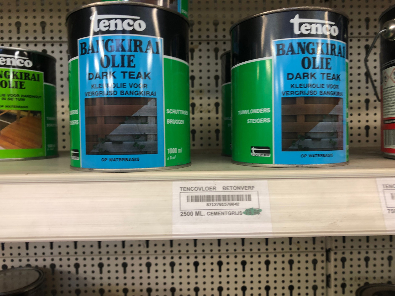 Tenco verf 1 ltr blikken 5 euro ps, koffie gratis