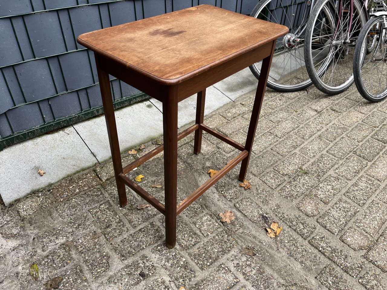 Bijzettafeltje