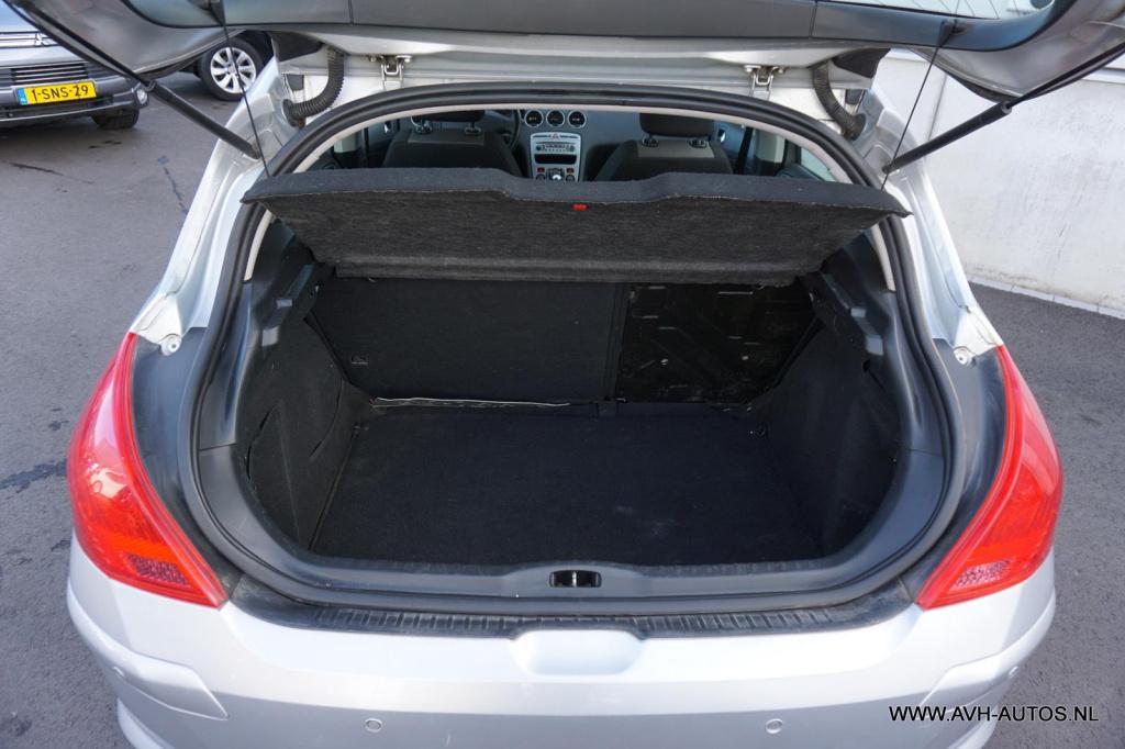 Peugeot 308 1.6 vti style