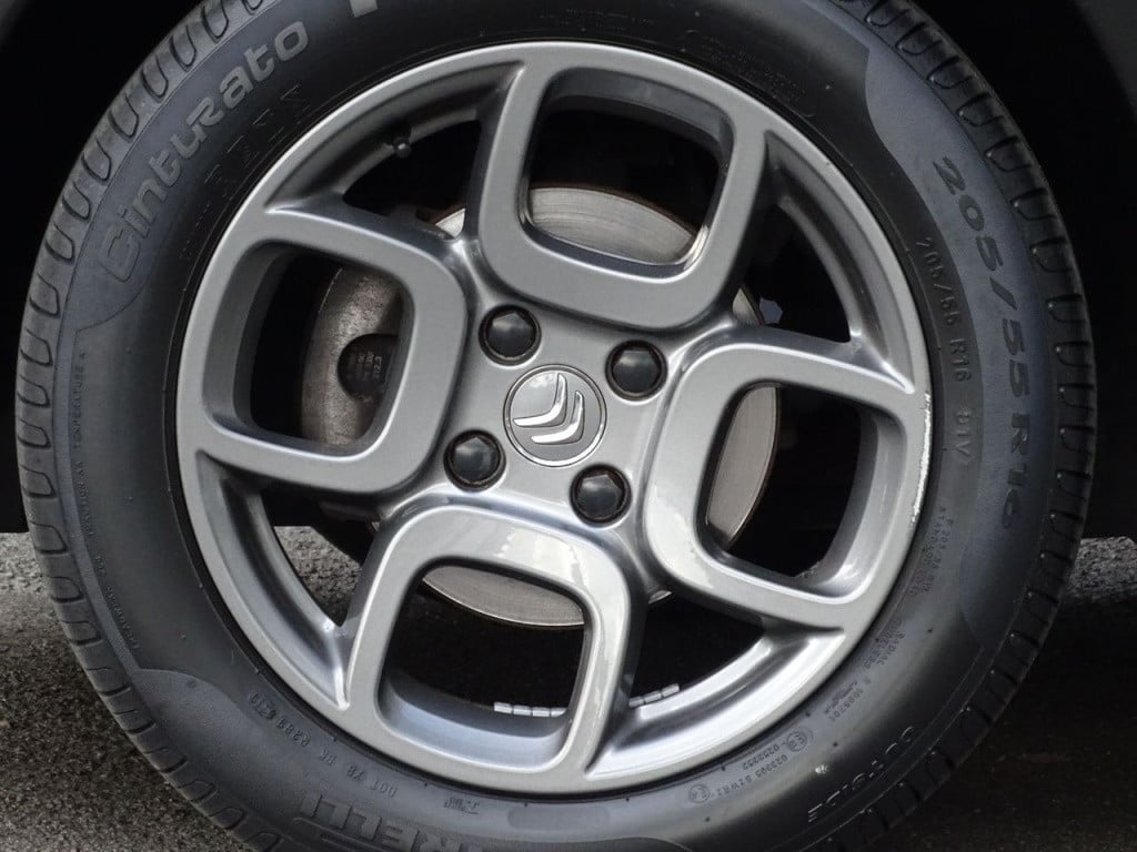 Citroen C4 Cactus 1.2 vti shine navi | bluetooth