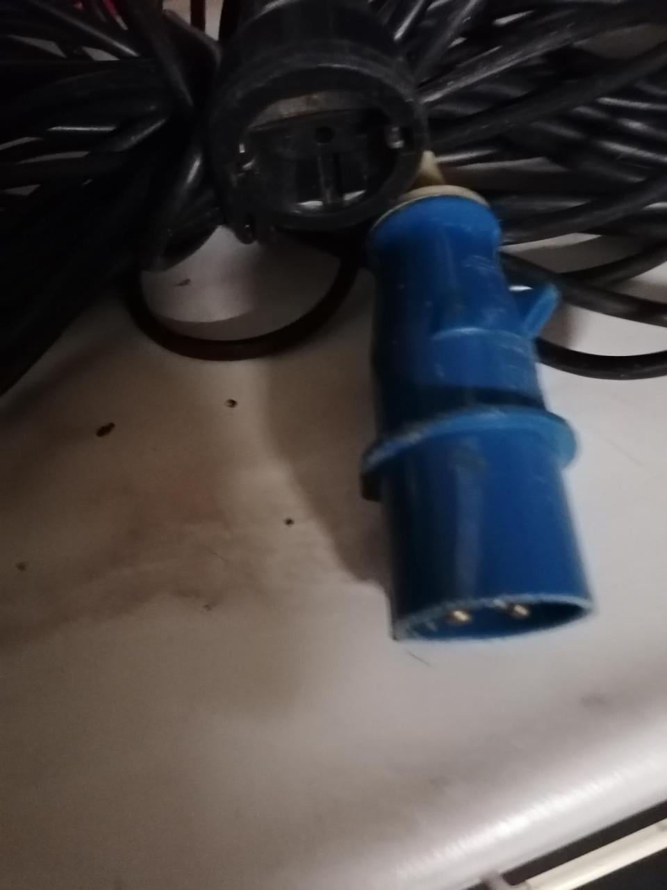 Verlengkabel met eurostekker en gewone stekker 18 mtr.