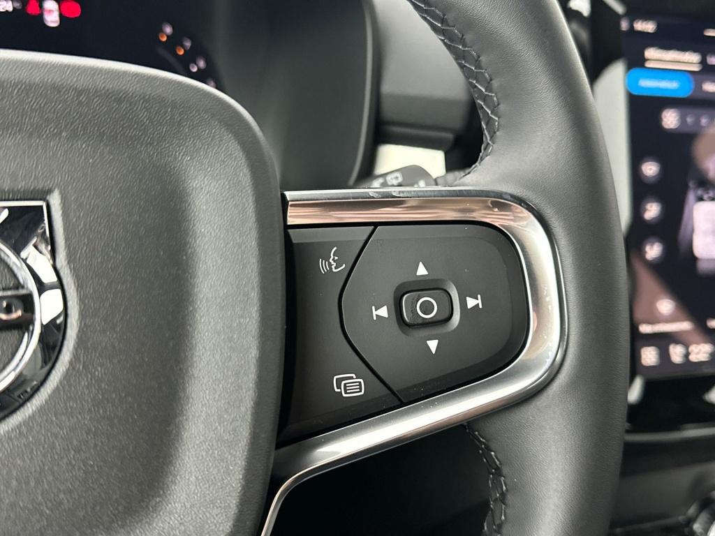 Volvo XC40 b4 gt plus dark | 360 camera |
