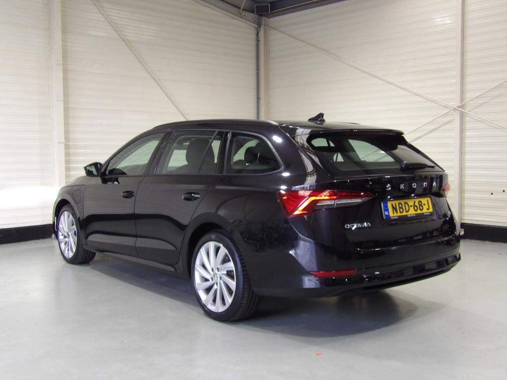 Skoda Octavia combi ambition iv phev 204 pk