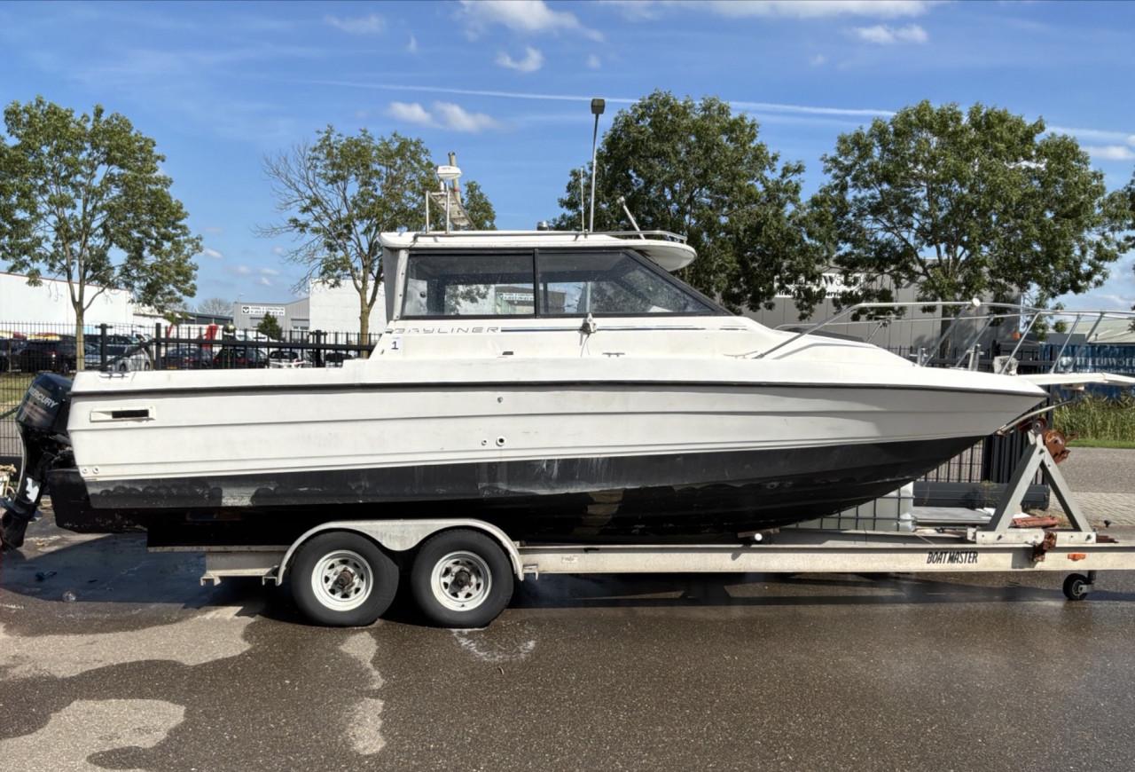Motorboot Bayliner