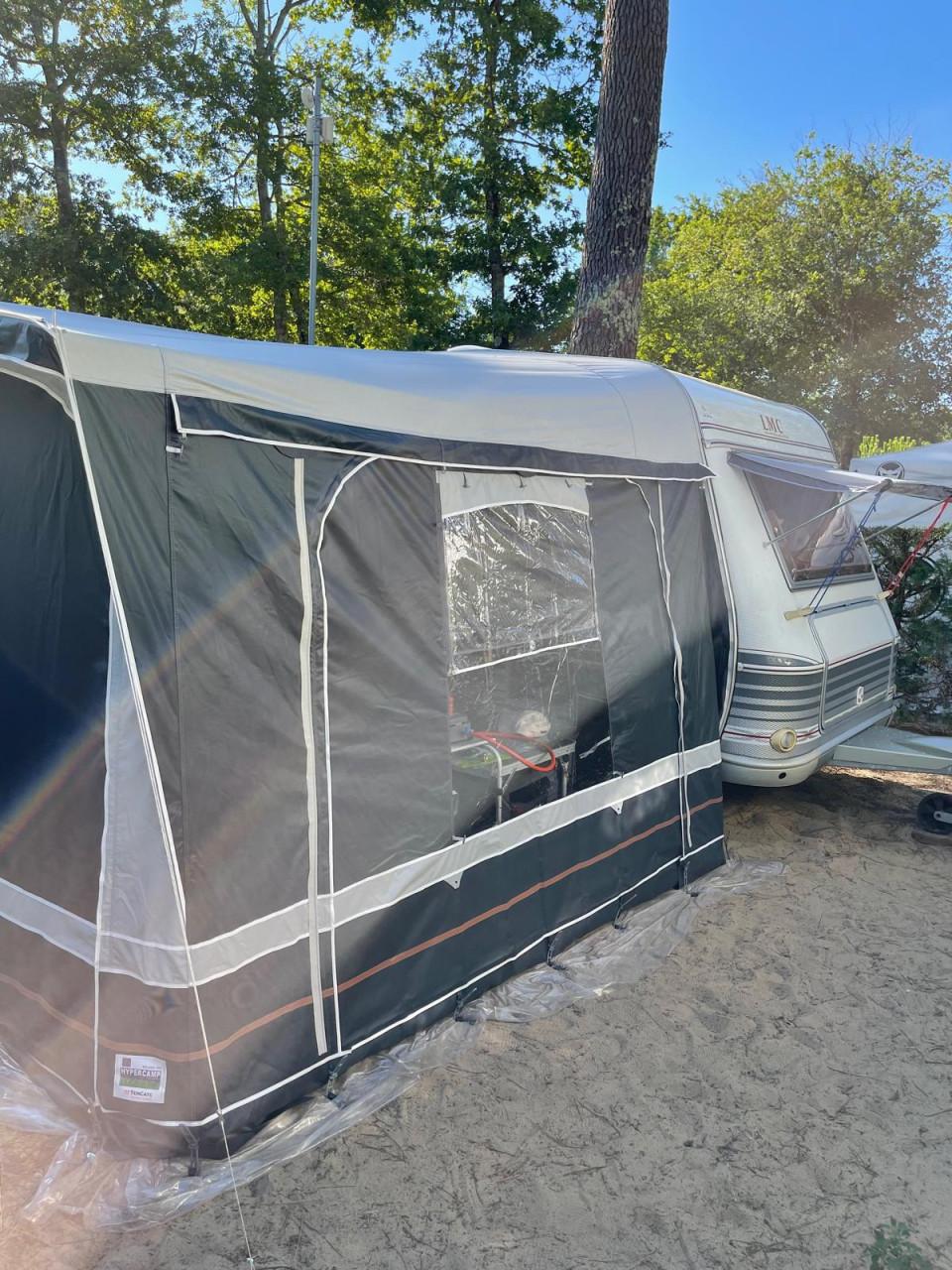 Voortent hypercamp Milaan 300 incl aanbouw