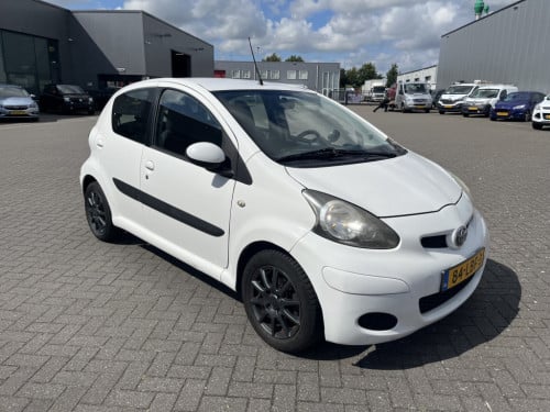 Toyota Aygo 1.0-12v comfort