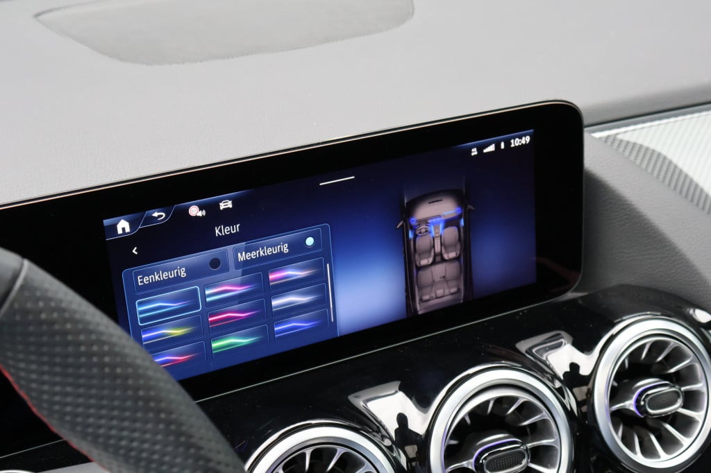 Mercedes-Benz Gla-klasse 250 e edition amg line l facelift l panoramadak l 
