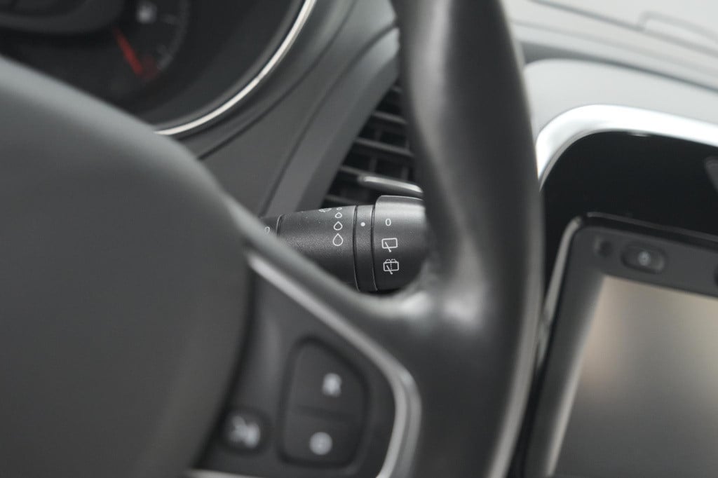 Renault Captur tce 90 intens | lage kilometerstand | parkeersensoren | navi