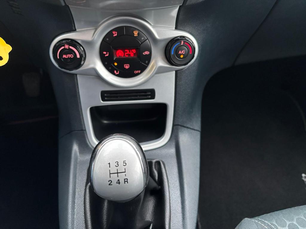 Ford Fiesta 1.4 96pk 5d