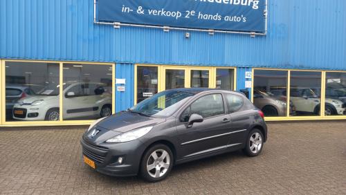 Peugeot 207 1.6 VTi Premiere 3 drs bj: 2010 airco-navigatie i.z.g.st