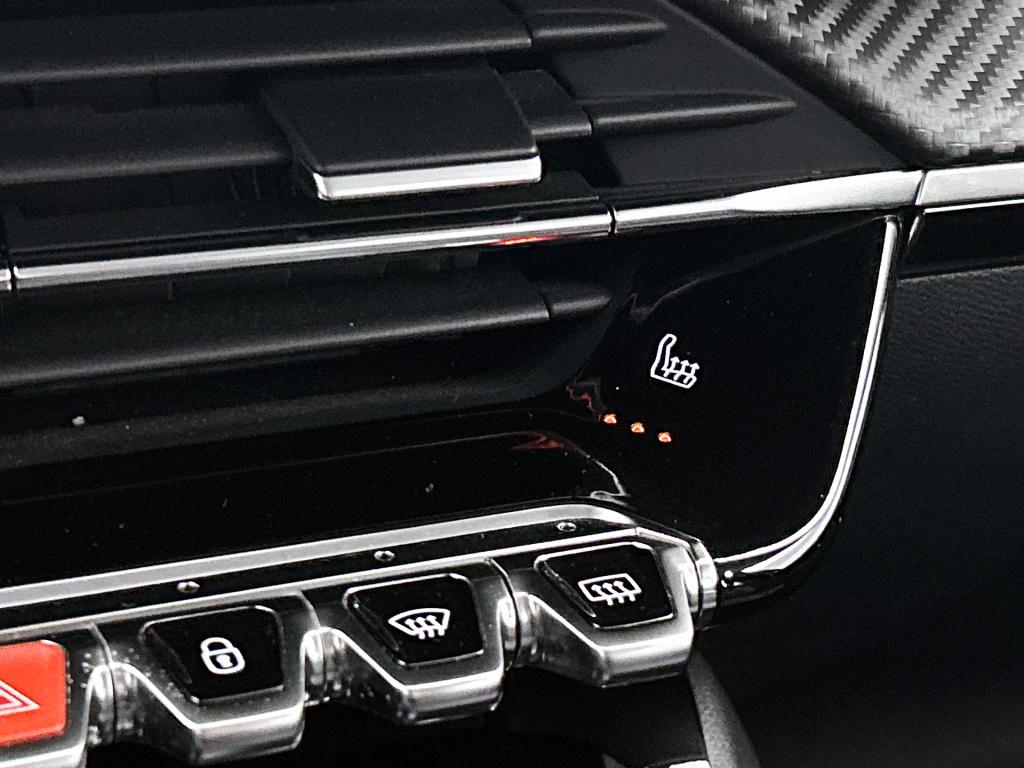 Peugeot 2008 100pk allure | rijklaar | stoelverwarming | camera | navi |
