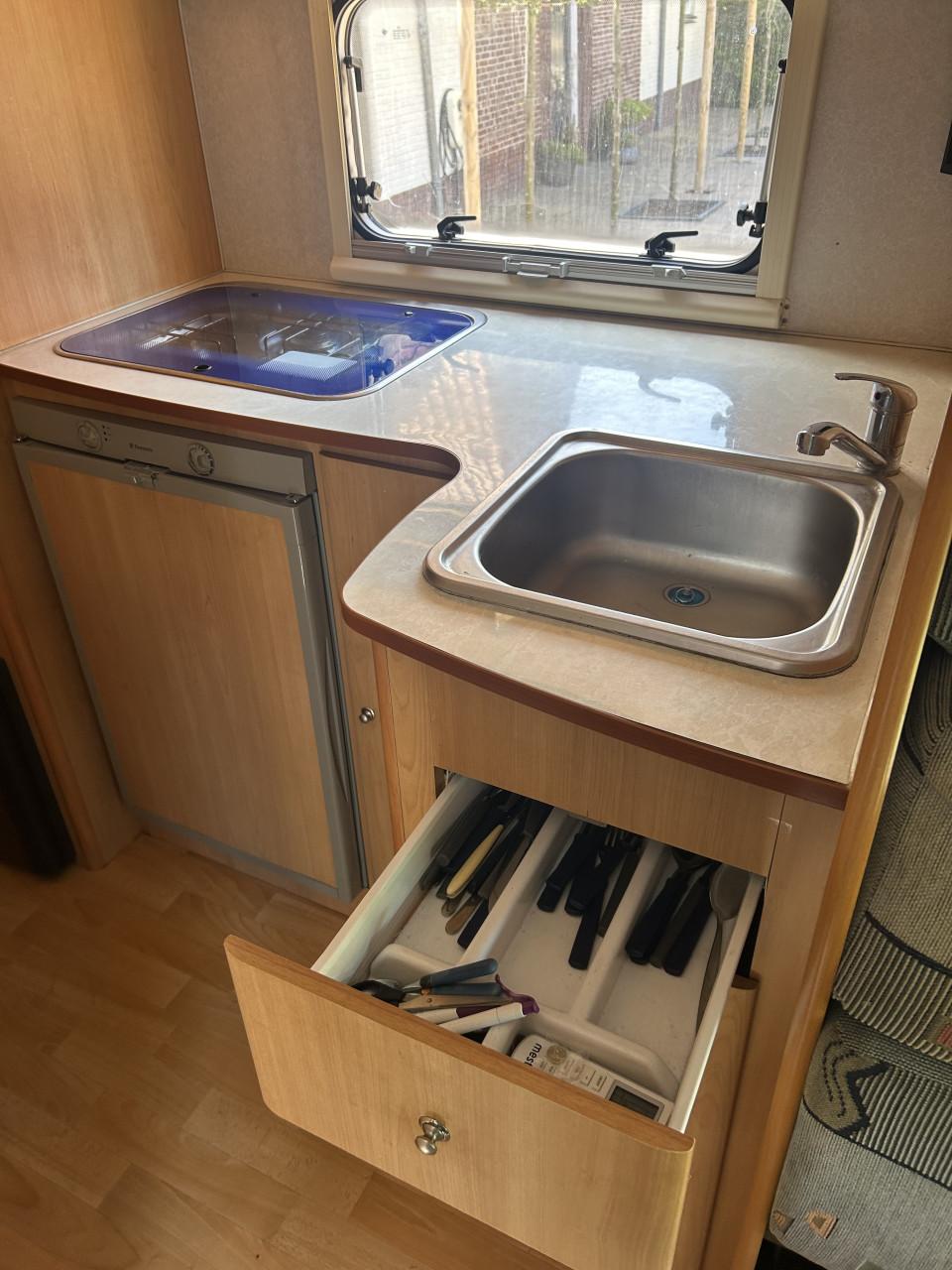 Camper fiat ducato elnagh 4 persoons met airco