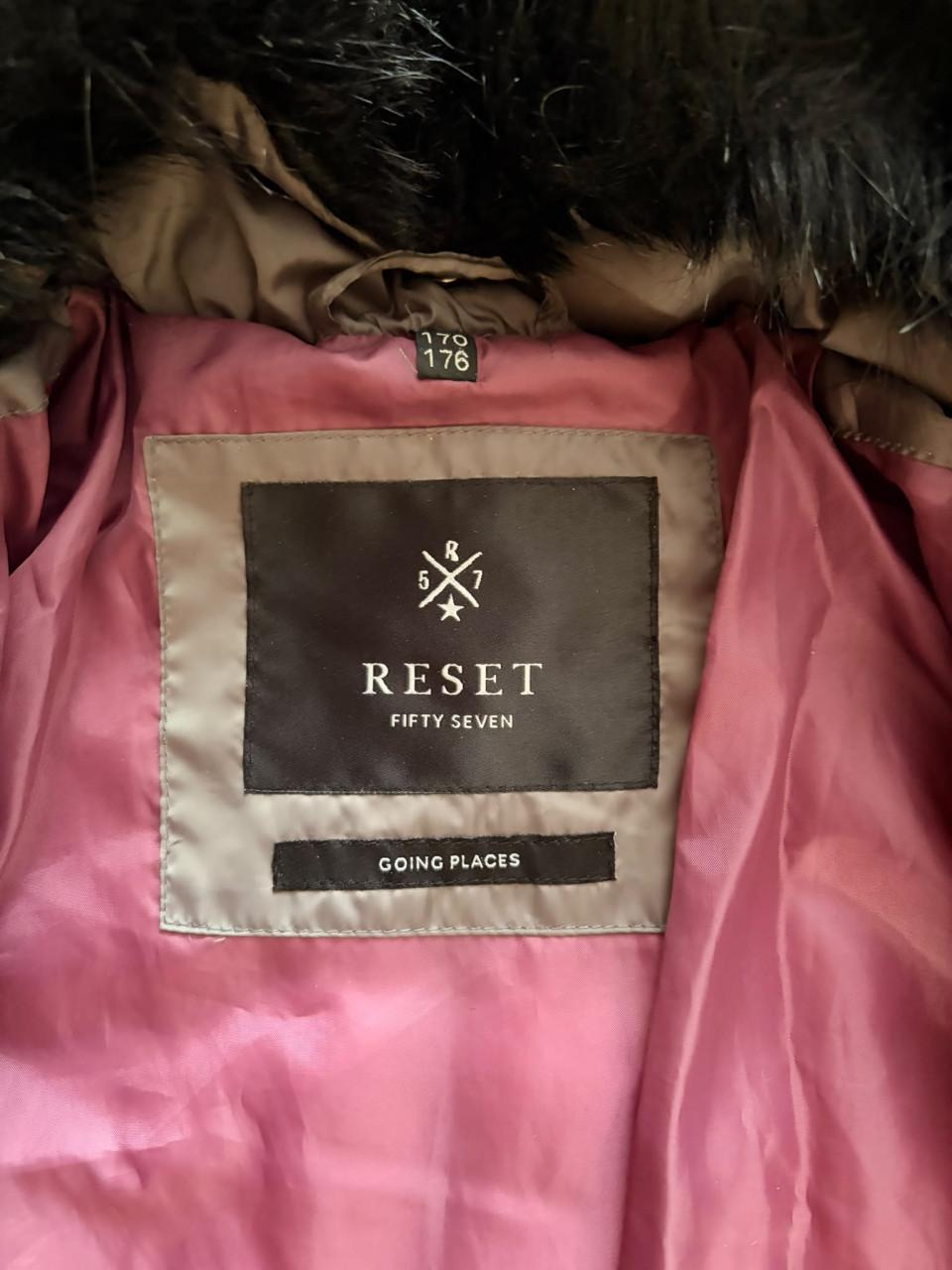 Reset winterjas maat 170/176